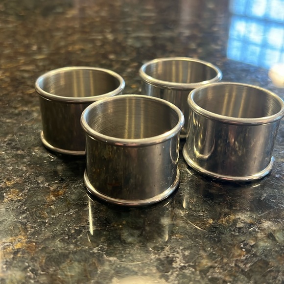 Stieff pewter napkin rings - set of 4 - Picture 1 of 6